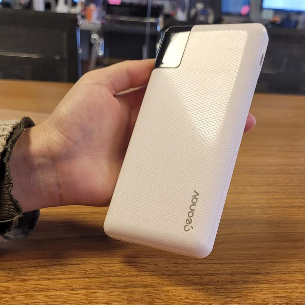 Geonav Power Bank, Carregador Portátil Universal 16.000mAh, 2 portas USB + 1 porta USB-C, Led Indicador de bateria, PB16KWT, Branco