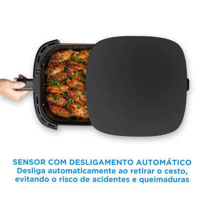 Midea Air Fryer Fritadeira 6L, 9 Menus Predefinidos, Tela de Toque LED, Desligamento Automático, Função IOT, 90% Menos Gordura, cesta Antiaderente e Prato Mais Crocante 127V/60Hz