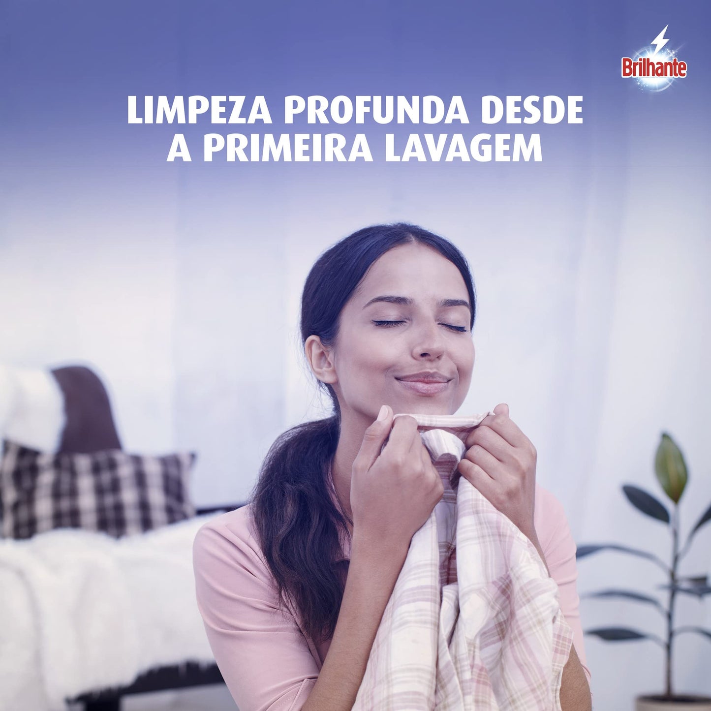 Brilhante Lava-Roupas Em Pó Roupas Brancas E Coloridas Limpeza Total Pacote Tamanho Família 4 Kg (Pacote De 1)